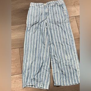 American Eagle Striped Pants!